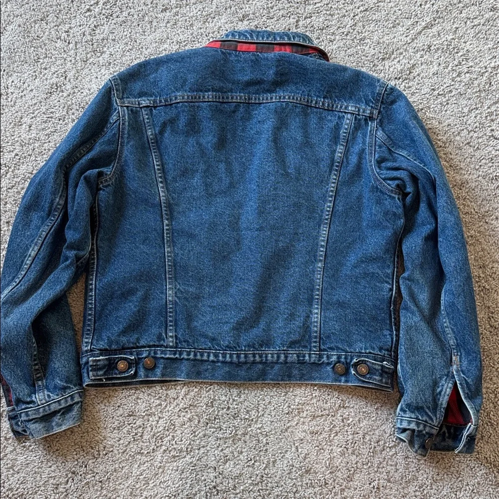 Levi's Blue Denim Jacket with Red Lining - Picture 6 of 6